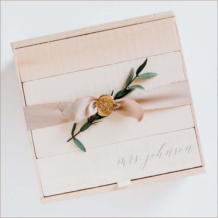 Add-on: Custom Lid Engraving